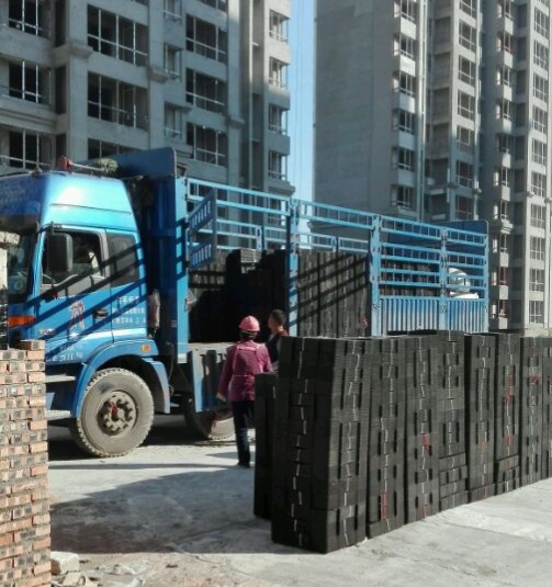 車庫排水板廠家http://www.lyjwcxx.com.cn/